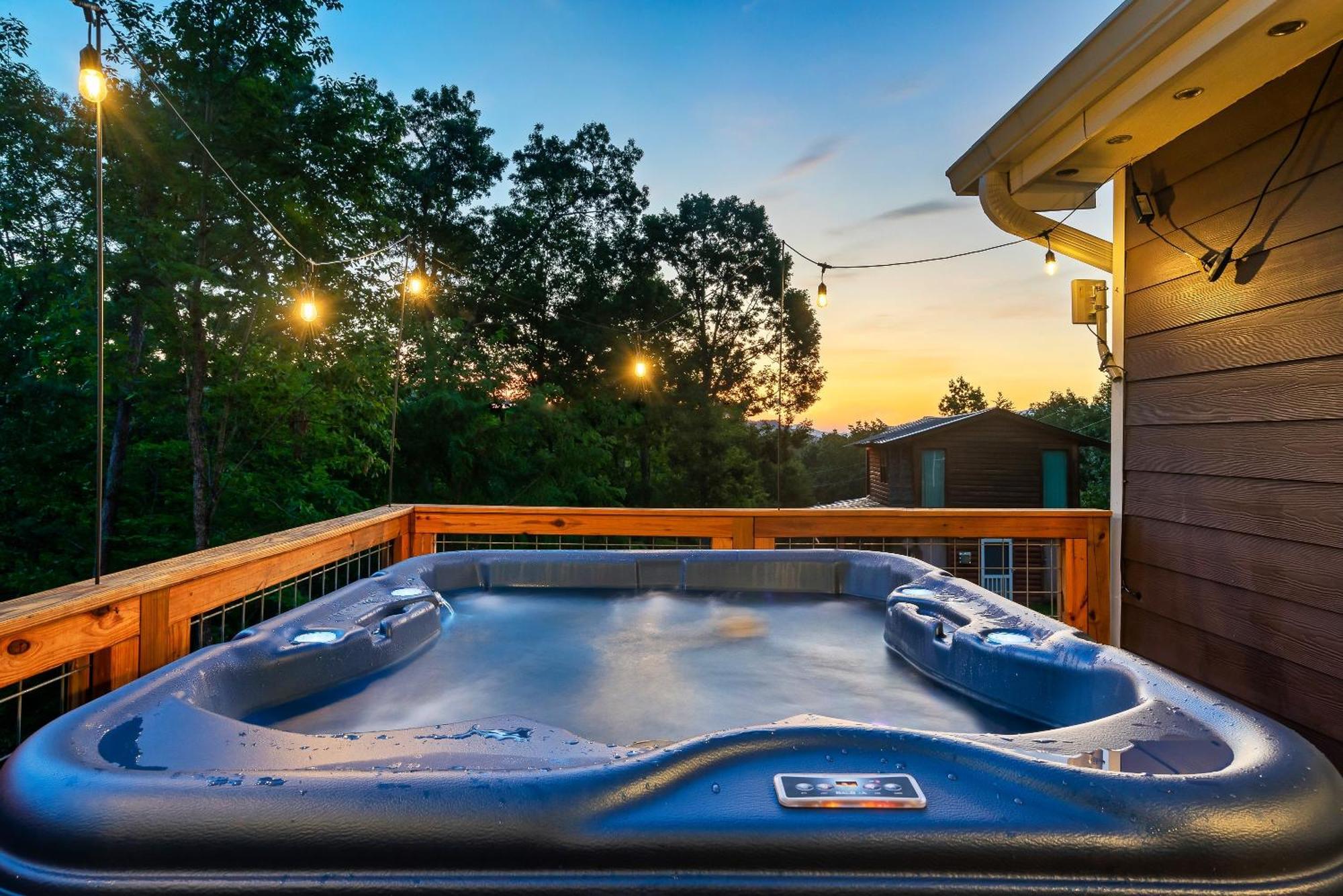 Summer Deals! - 10 Min To Parkway - Mt View- Hot Tub-Cozy Cabin Sevierville Exterior foto